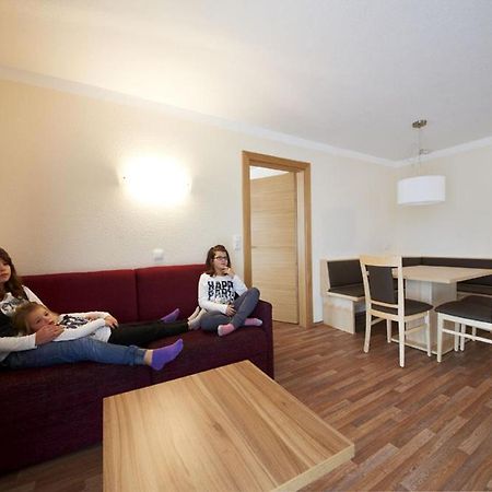 Apart Miramunt Ladis Exteriör bild